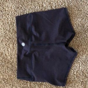 IAB shorts size small